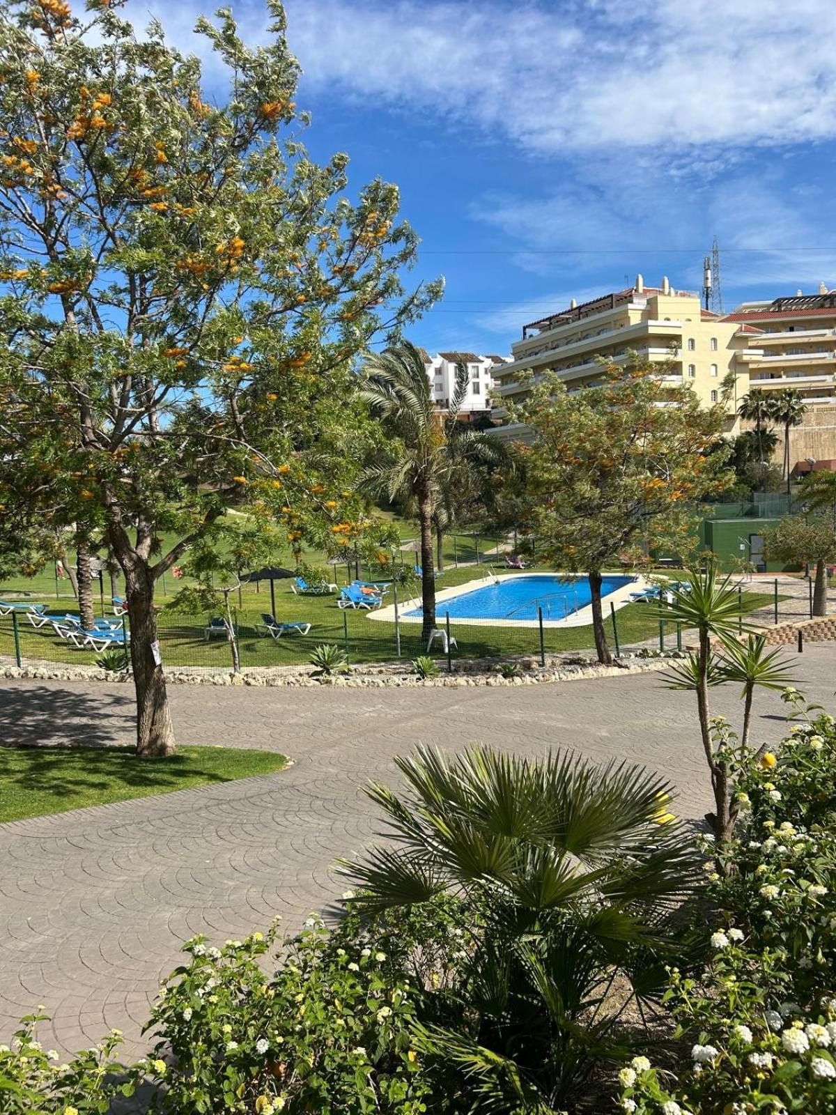 Islas De Riviera Sitio de Calahonda المظهر الخارجي الصورة